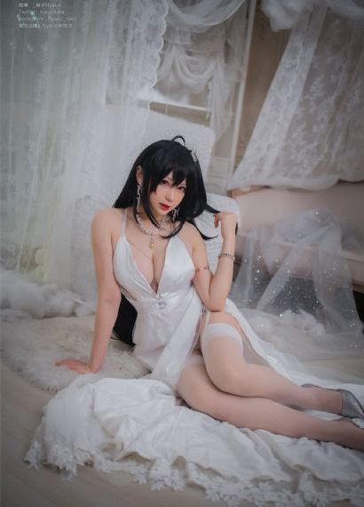 美女张开腿让男人桶爽国产_1080P高清完整版