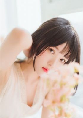 亚洲天天综合色制服在线_蓝光高清免费观看